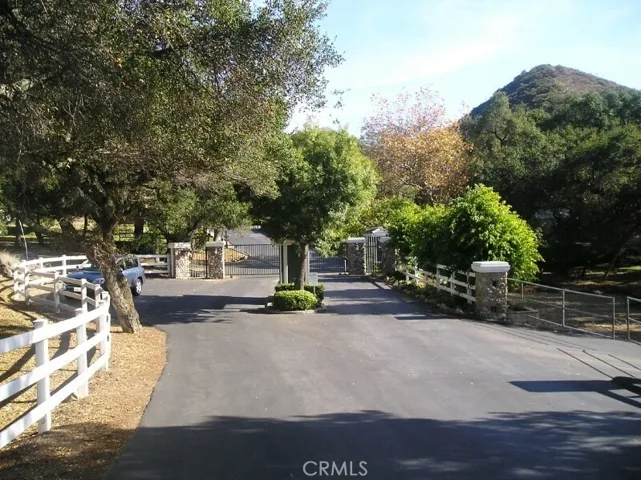 31 The Hafens Way, Trabuco Canyon, California 92679
