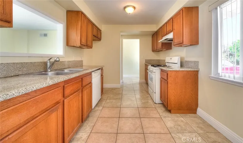 1217 W Vesta, Ontario, California 91762