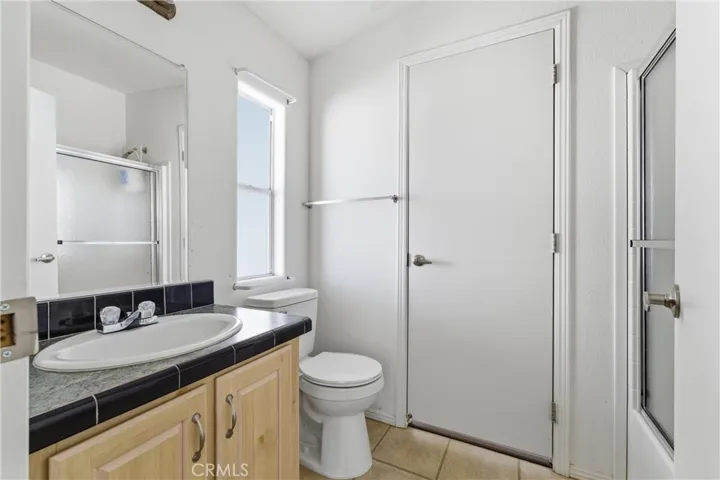 45465 25th E, Lancaster, California 93535