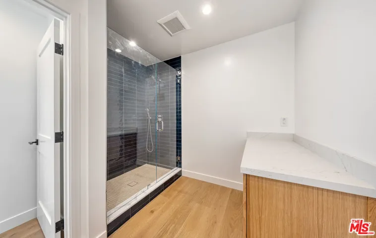 4285 La Salle Avenue, Culver City, California 90232