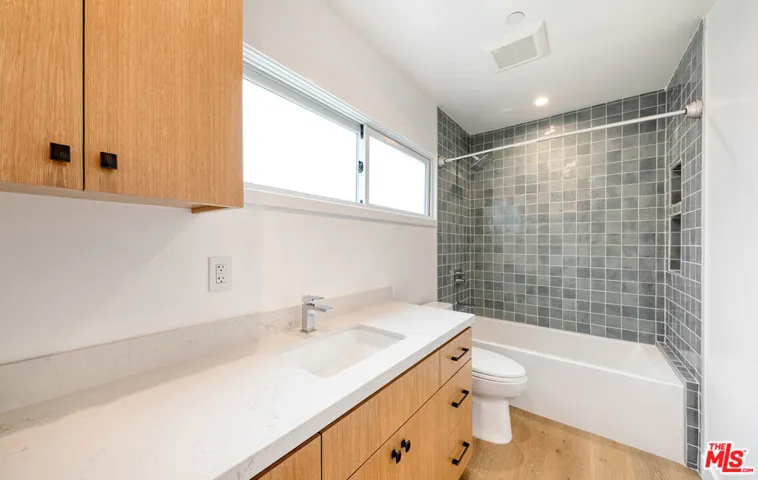 4285 La Salle Avenue, Culver City, California 90232