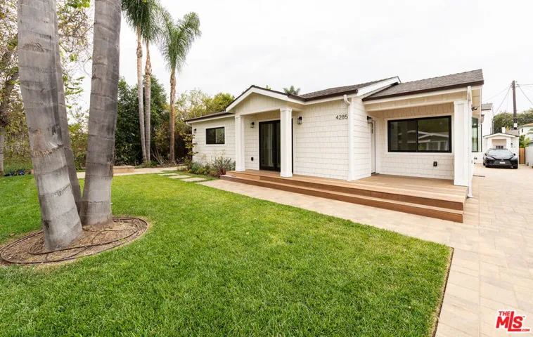 4285 La Salle Avenue, Culver City, California 90232