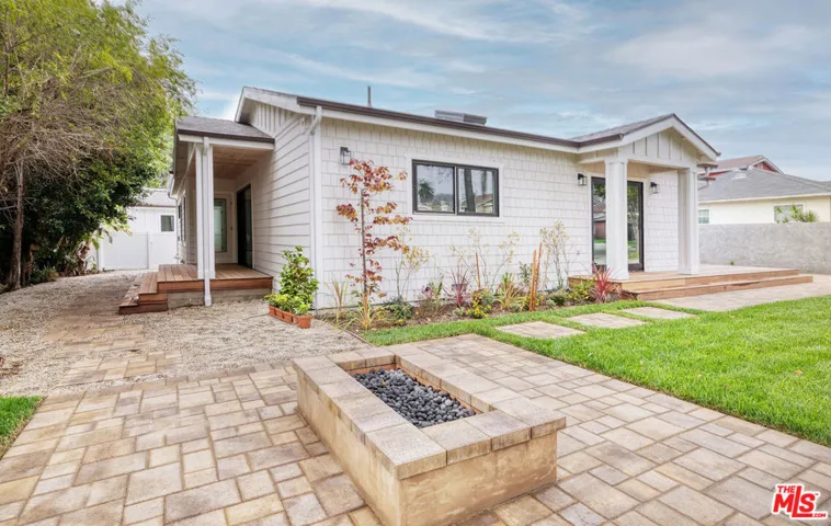 Large front and side yards wit