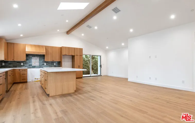 4285 La Salle Avenue, Culver City, California 90232