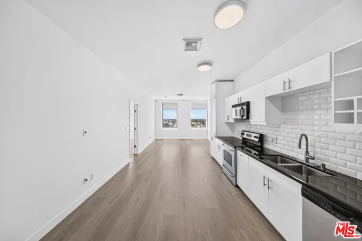 3810 Wilshire Boulevard 1108, Los Angeles, California 90010