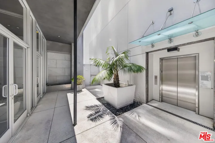 3810 Wilshire Boulevard 1108, Los Angeles, California 90010