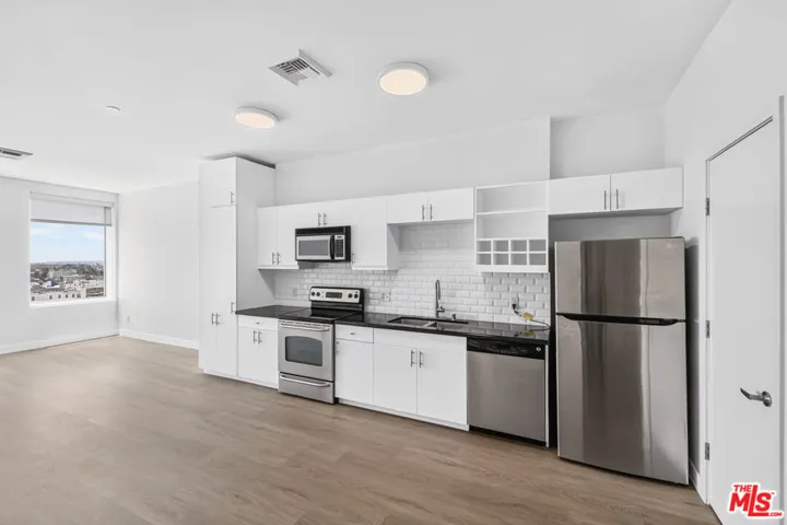 3810 Wilshire Boulevard 1108, Los Angeles, California 90010
