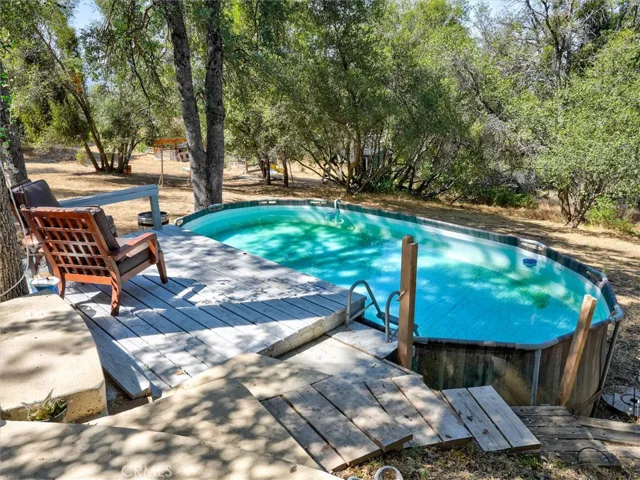 40528 Jean W, Oakhurst, California 93644