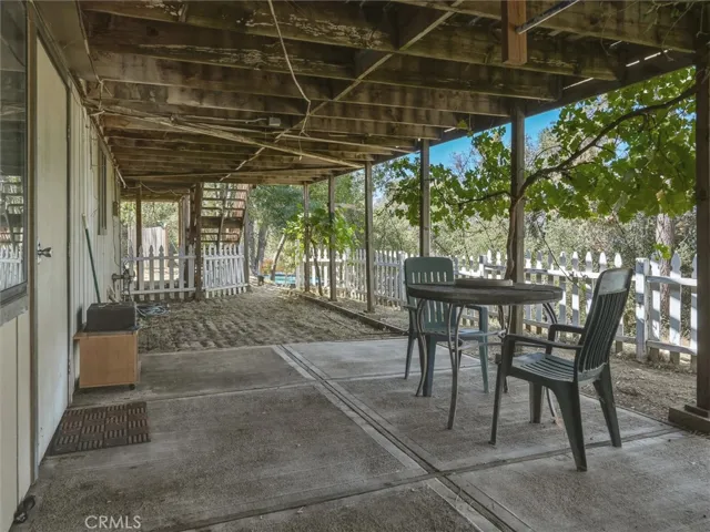40528 Jean W, Oakhurst, California 93644