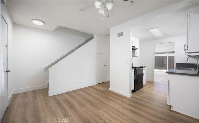 2729 S Baker, Santa Ana, California 92707