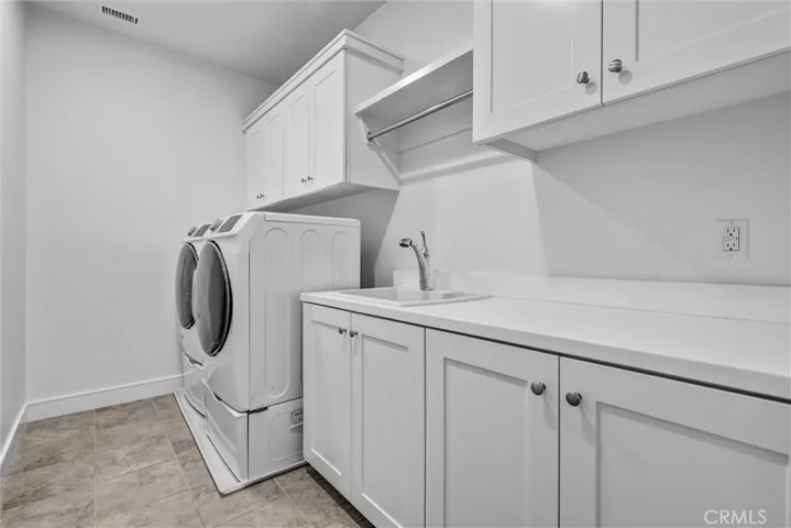 155 Linda Vista, Irvine, California 92618