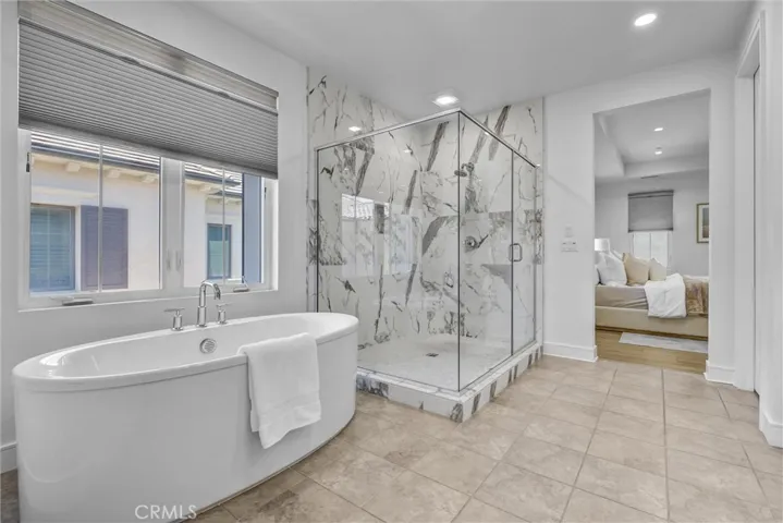 155 Linda Vista, Irvine, California 92618