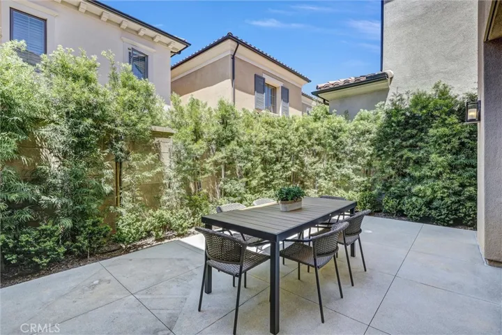 155 Linda Vista, Irvine, California 92618