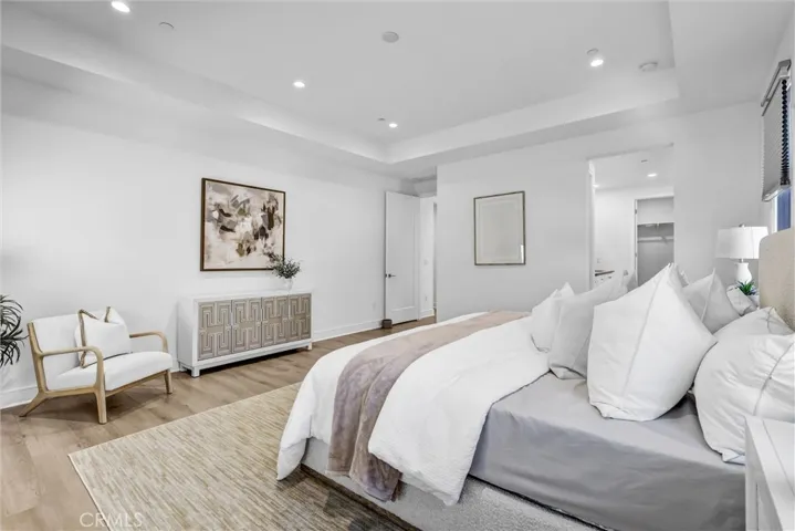 155 Linda Vista, Irvine, California 92618