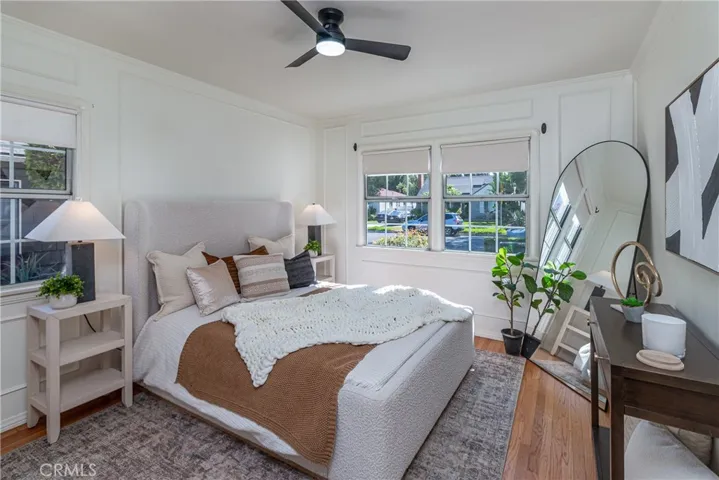 432 N Beachwood Drive, Burbank, California 91506