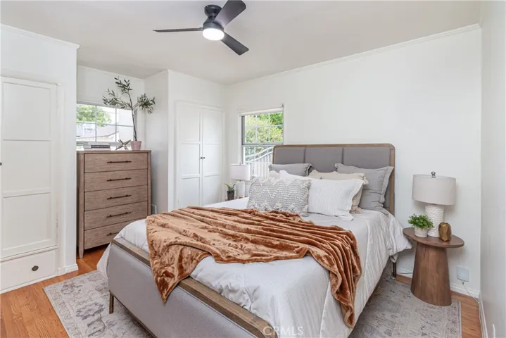 432 N Beachwood Drive, Burbank, California 91506