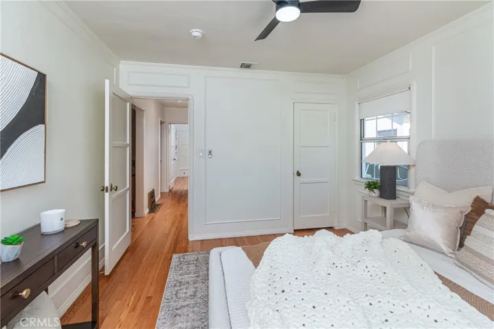 432 N Beachwood Drive, Burbank, California 91506