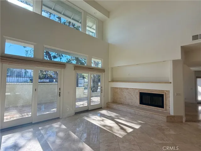 2 Vienna, Newport Beach, California 92660