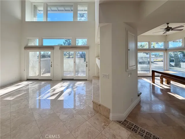 2 Vienna, Newport Beach, California 92660