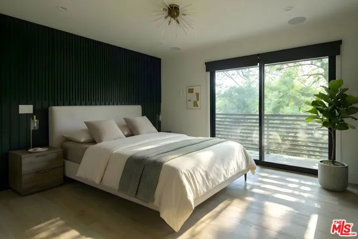 3147 Hollyridge Drive, Los Angeles, California 90068