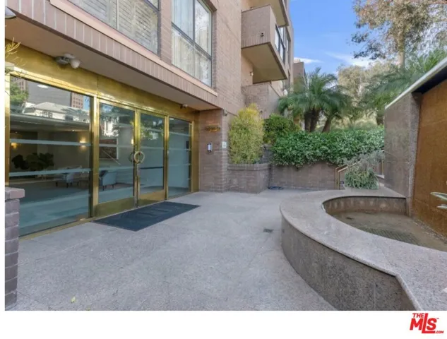 235 S Tower Drive 305, Beverly Hills, California 90211