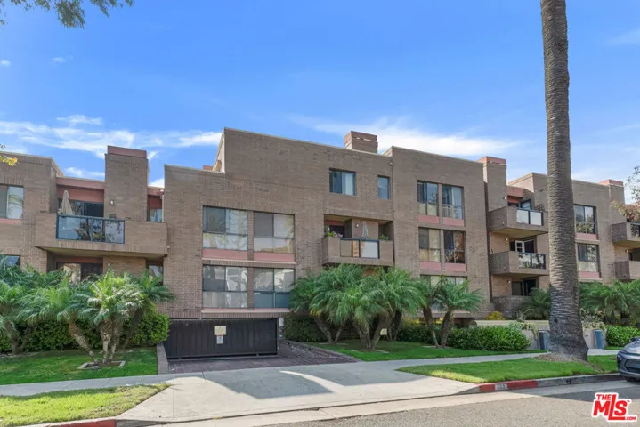 235 S Tower Drive 305, Beverly Hills, California 90211