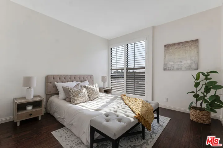 235 S Tower Drive 305, Beverly Hills, California 90211