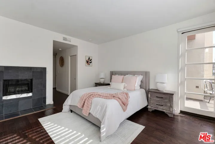 235 S Tower Drive 305, Beverly Hills, California 90211