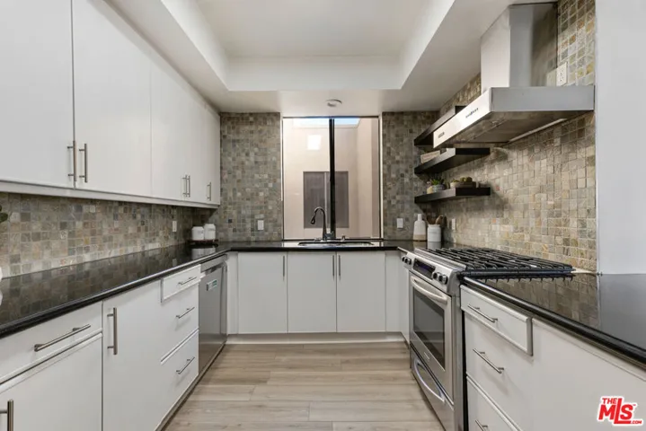 235 S Tower Drive 305, Beverly Hills, California 90211