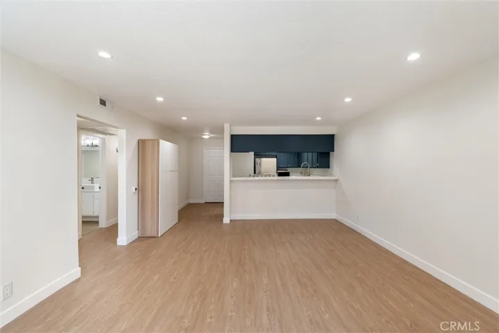 1121 Obispo Avenue 108, Long Beach, California 90804