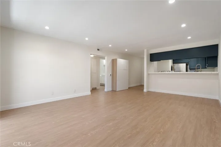 1121 Obispo Avenue 108, Long Beach, California 90804
