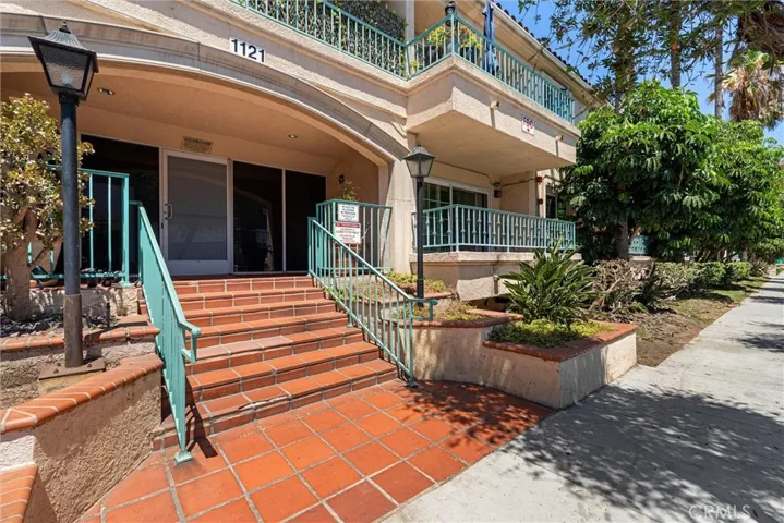 1121 Obispo Avenue 108, Long Beach, California 90804