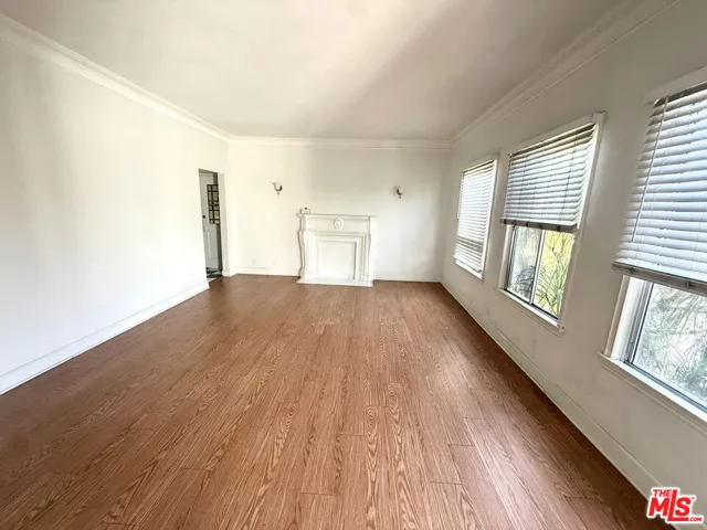 127 N Catalina Street 3, Los Angeles, California 90004
