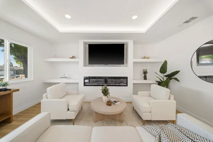 300 N Park Victoria Drive, Milpitas, California 95035
