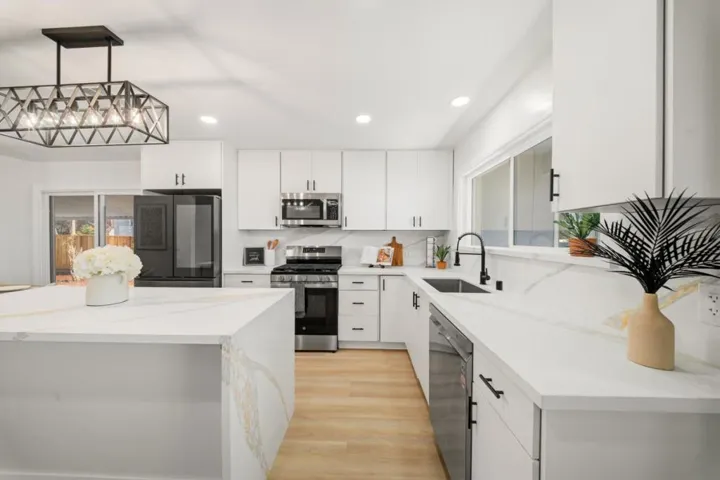 300 N Park Victoria Drive, Milpitas, California 95035