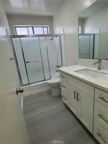 350 W Wilson 1a, Glendale, California 91203