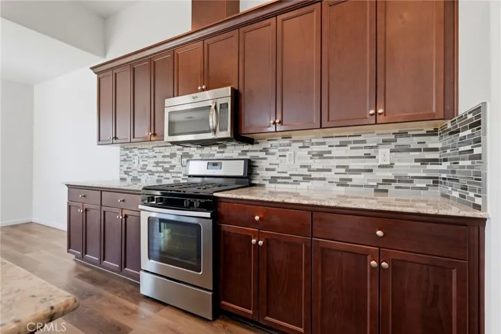 1361 Hoover Way, Hanford, California 93230