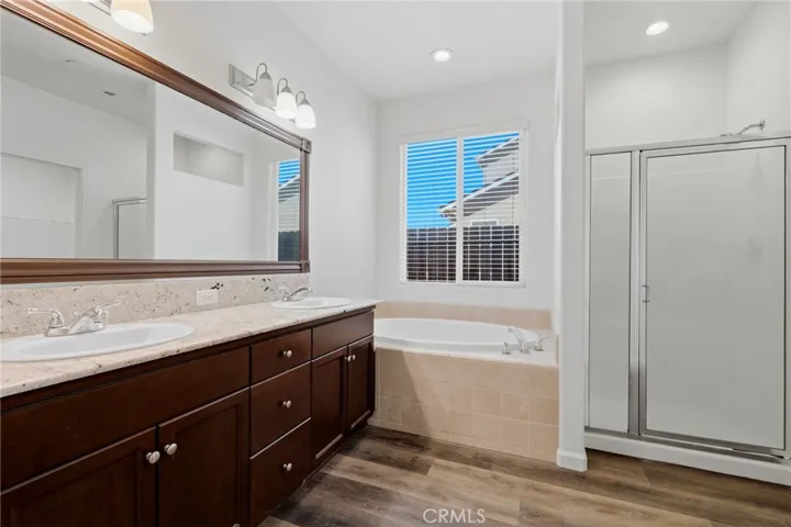 1361 Hoover Way, Hanford, California 93230
