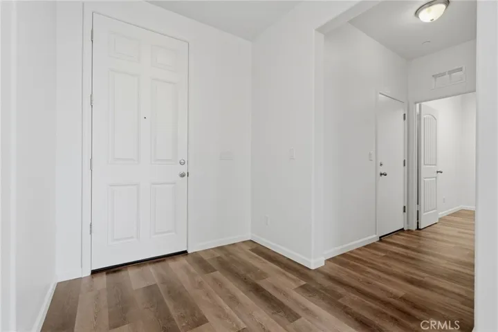 1361 Hoover Way, Hanford, California 93230