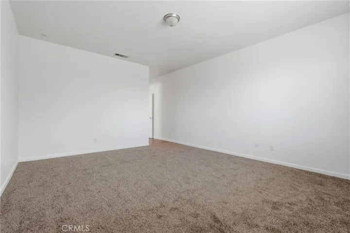 1361 Hoover Way, Hanford, California 93230