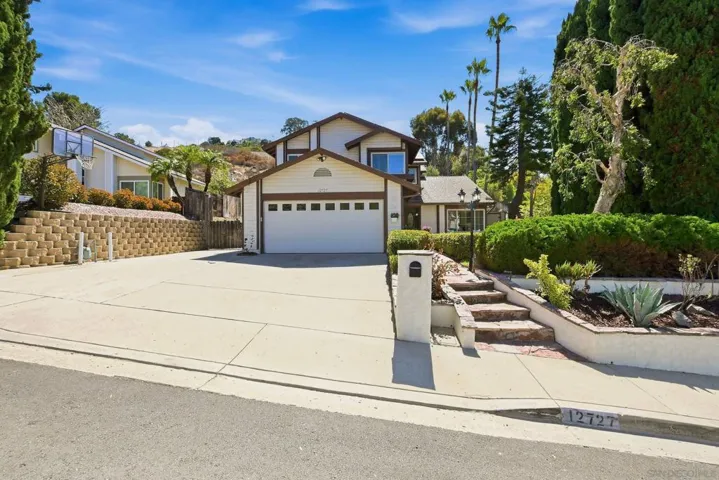 12727 La Tortola, San Diego, California 92129
