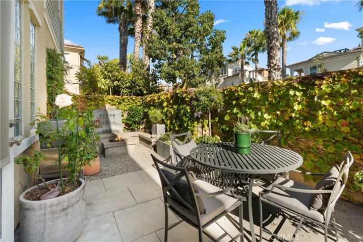 8239 Noelle Drive, Huntington Beach, California 92646