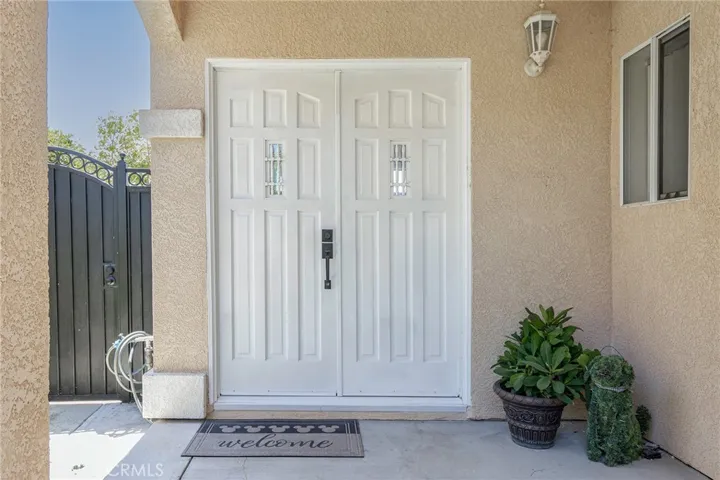 19776 Ahwanee, Los Angeles, California 91326