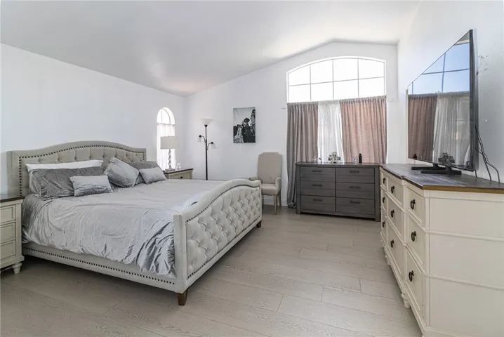 19776 Ahwanee, Los Angeles, California 91326