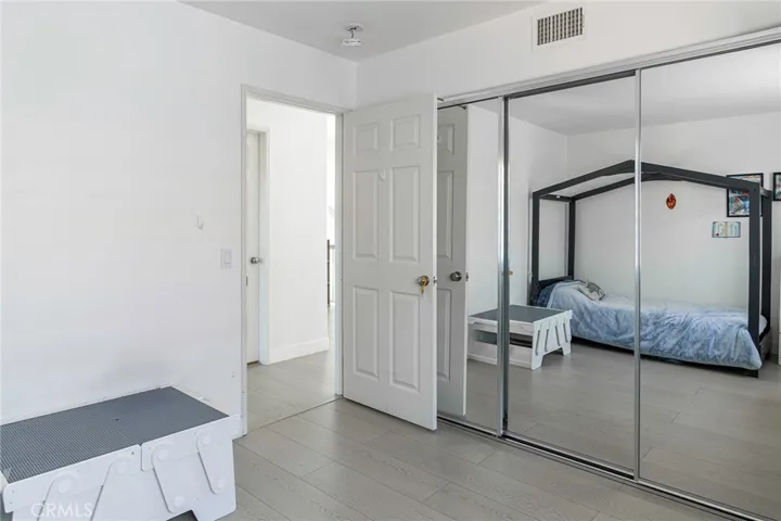 19776 Ahwanee, Los Angeles, California 91326