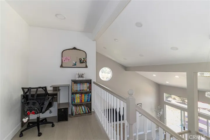 19776 Ahwanee, Los Angeles, California 91326