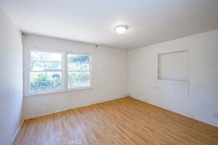 10652 Commerce, Tujunga, California 91042