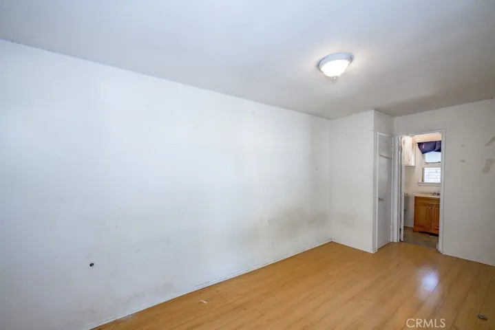10652 Commerce, Tujunga, California 91042