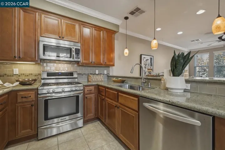 175 Selby Ln 7, Livermore, California 94551