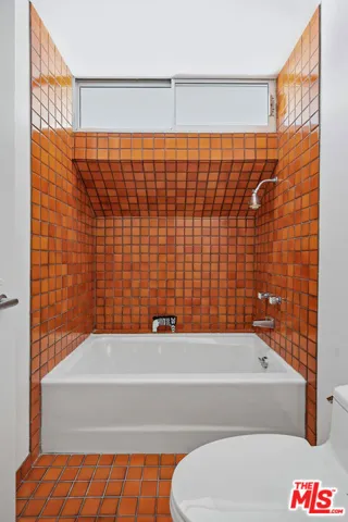 12268 Canna Road, Los Angeles, California 90049